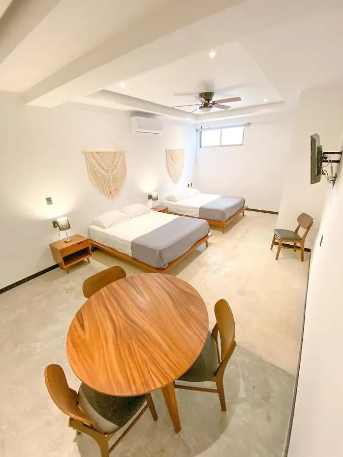 פלאייה דל כרמן Balam Suites